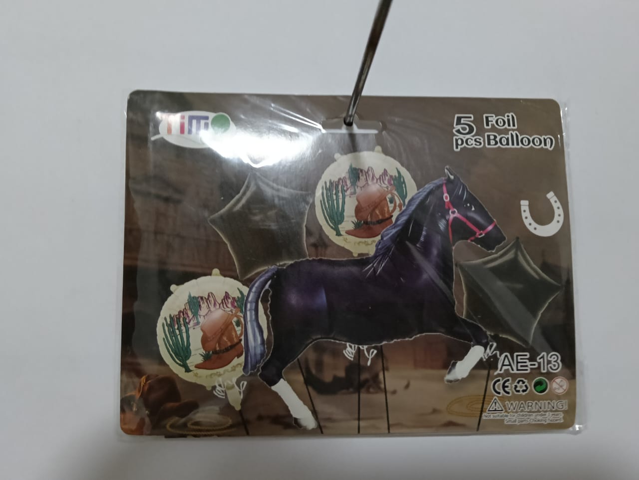 CABALLO NEGRO GRANJA SET 5 GLOBOS METÁLICOS