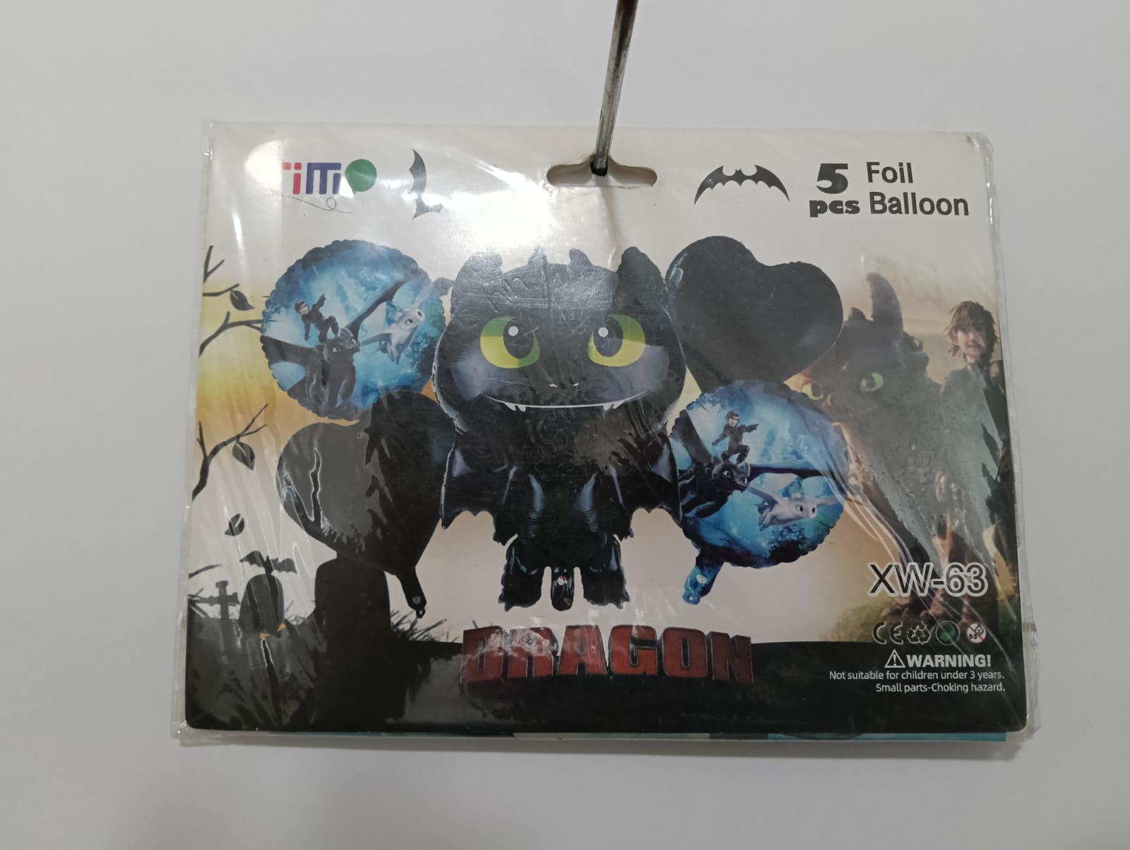 CHIMUELO DRAGONES DE BERK SET 5 GLOBOS METÁLICOS