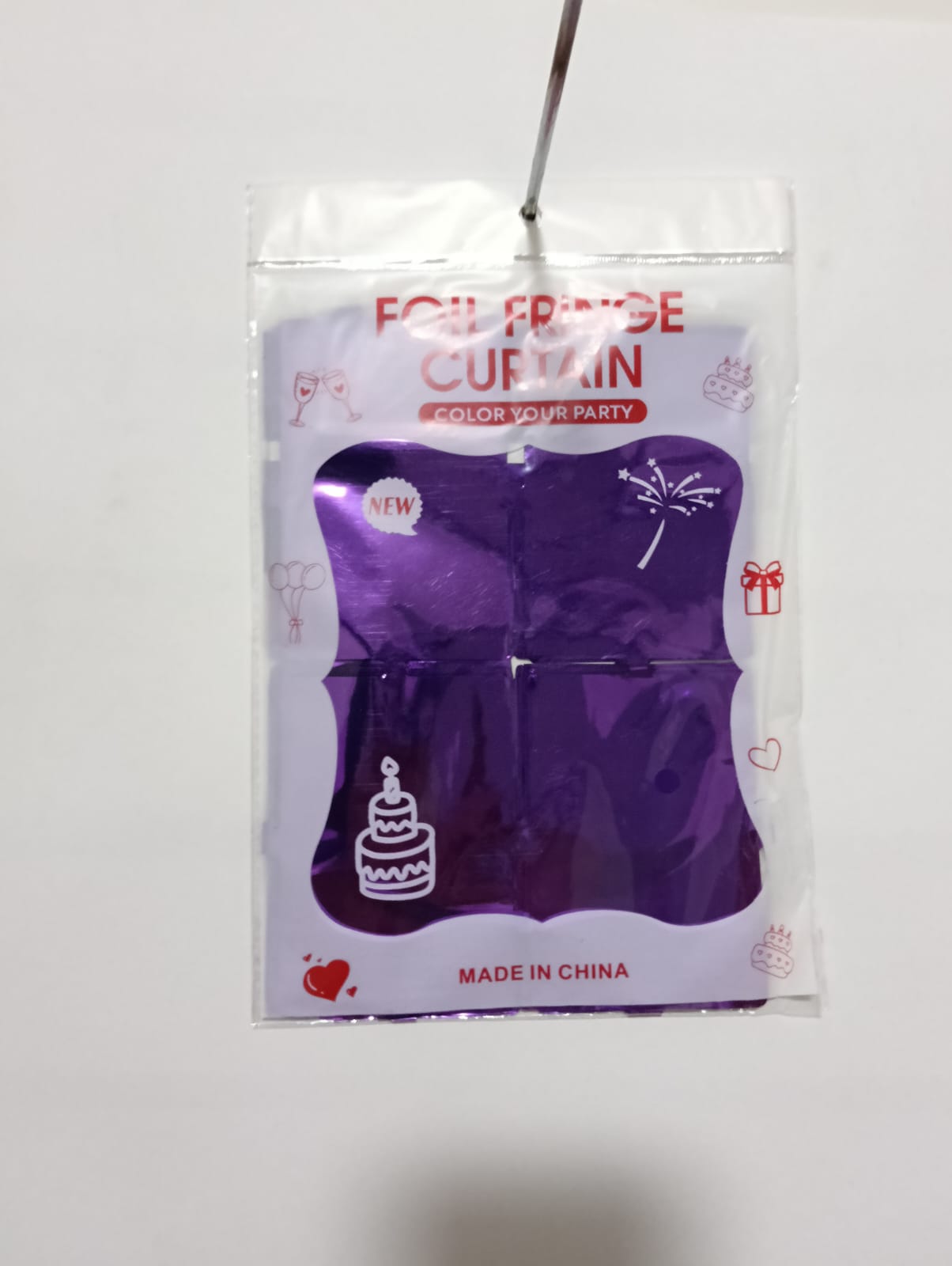 CORTINA CUADRADA MORADO FUERTE  METÁLICO