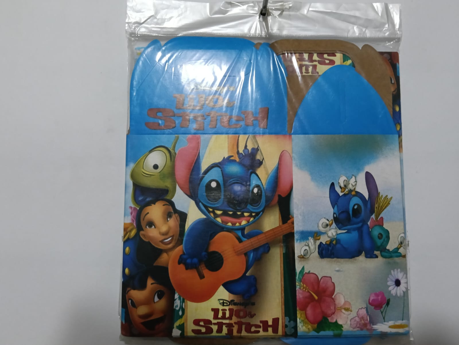 LILO Y STITCH CAJA DULCERA 10 PZAS