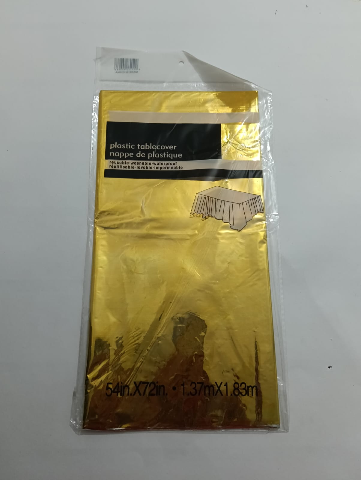 MANTEL  DORADO METÁLICO (137CMX183CM)