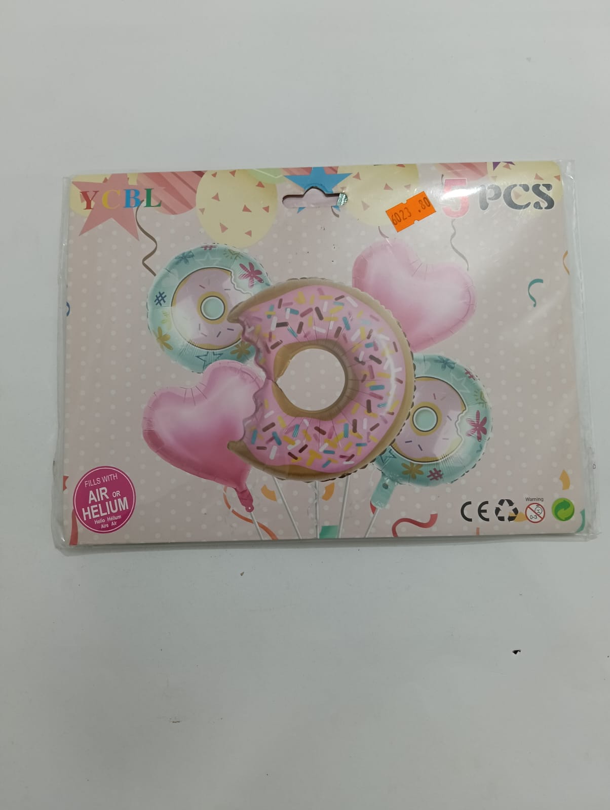 DONA SET DE 5 GLOBOS METÁLICOS