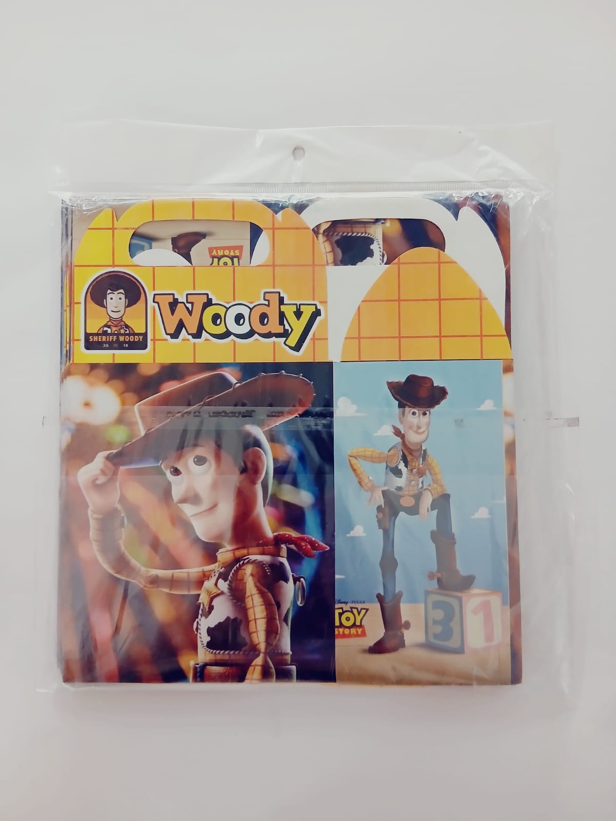 WOODY TOY STORY CAJA DULCERA 10 PZAS